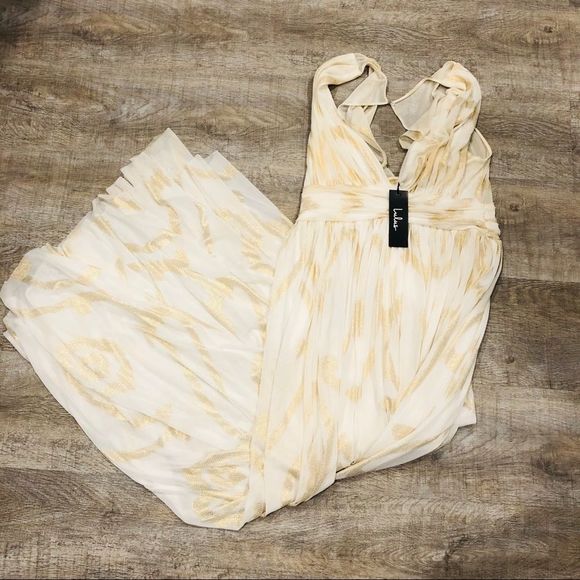 Empire waist with low v-neck - Picture 7 of 8